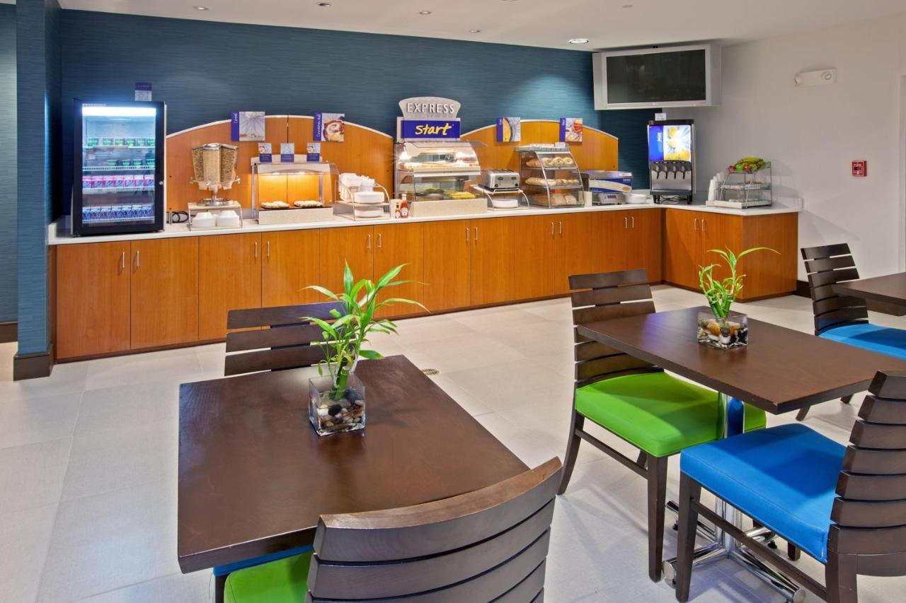Hotel Express Indianapolis - By Ihg